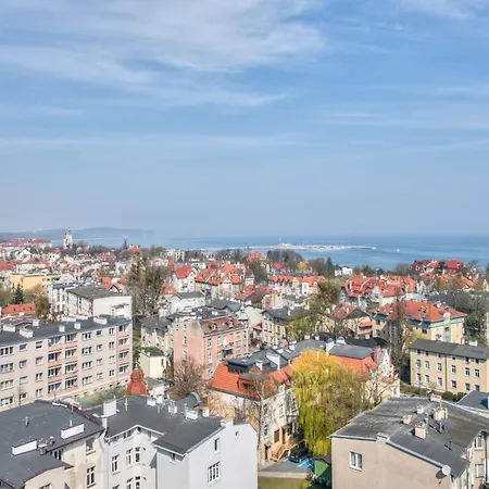 11th Floor With Seaview By Northside Appartement